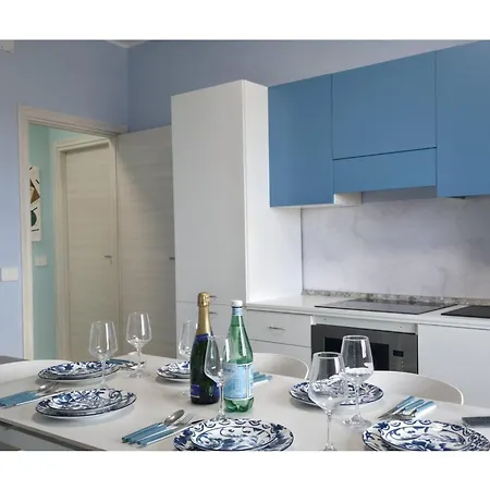 Daniel Superior - Center - 250m From The Train Station *