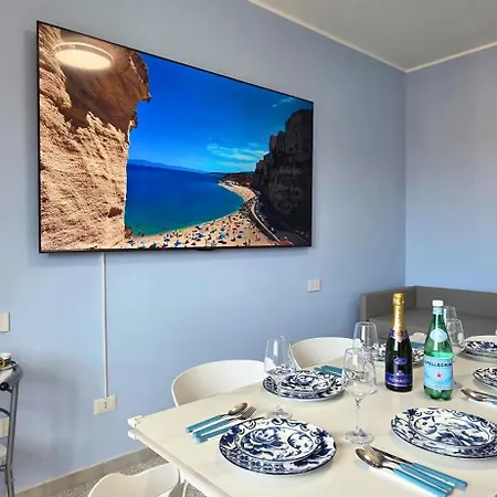 Daniel Superior - Center - 250m From The Train Station Daire *