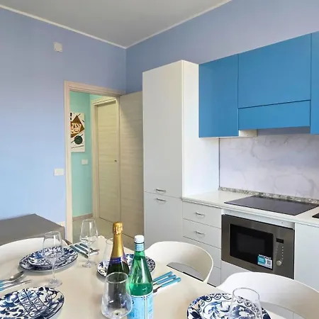Daniel Superior - Center - 250m From The Train Station Daire Tropea