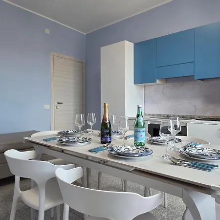 Daniel Superior - Center - 250m From The Train Station Daire Tropea