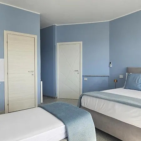 Daniel Superior - Center - 250m From The Train Station Daire Tropea