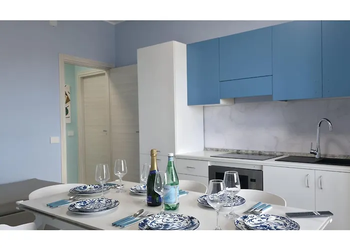 Daniel Superior - Center - 250m From The Train Station *