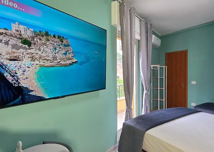 Daniel Superior - Center - 250m From The Train Station Apartamento Tropea